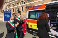 4-Ambulanza-alla-memoria-14