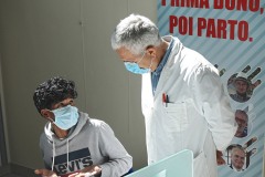 Bologna, 24/04/2020. 
la Casa dei Donatori. Sangue per la Fase2, impennata durante il periodo Covid di aspiranti donatori. La comunità dello Sri Lanka che, grazie al coordinamento dell’Associazione Andromeda, ha coinvolto 60 dei suoi membri che hanno cominciato gli esami per diventare donatori. 
Foto Paolo Righi