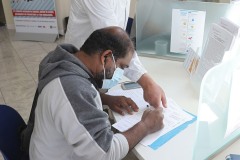 Bologna, 24/04/2020. 
la Casa dei Donatori. Sangue per la Fase2, impennata durante il periodo Covid di aspiranti donatori. La comunità dello Sri Lanka che, grazie al coordinamento dell’Associazione Andromeda, ha coinvolto 60 dei suoi membri che hanno cominciato gli esami per diventare donatori. 
Foto Paolo Righi